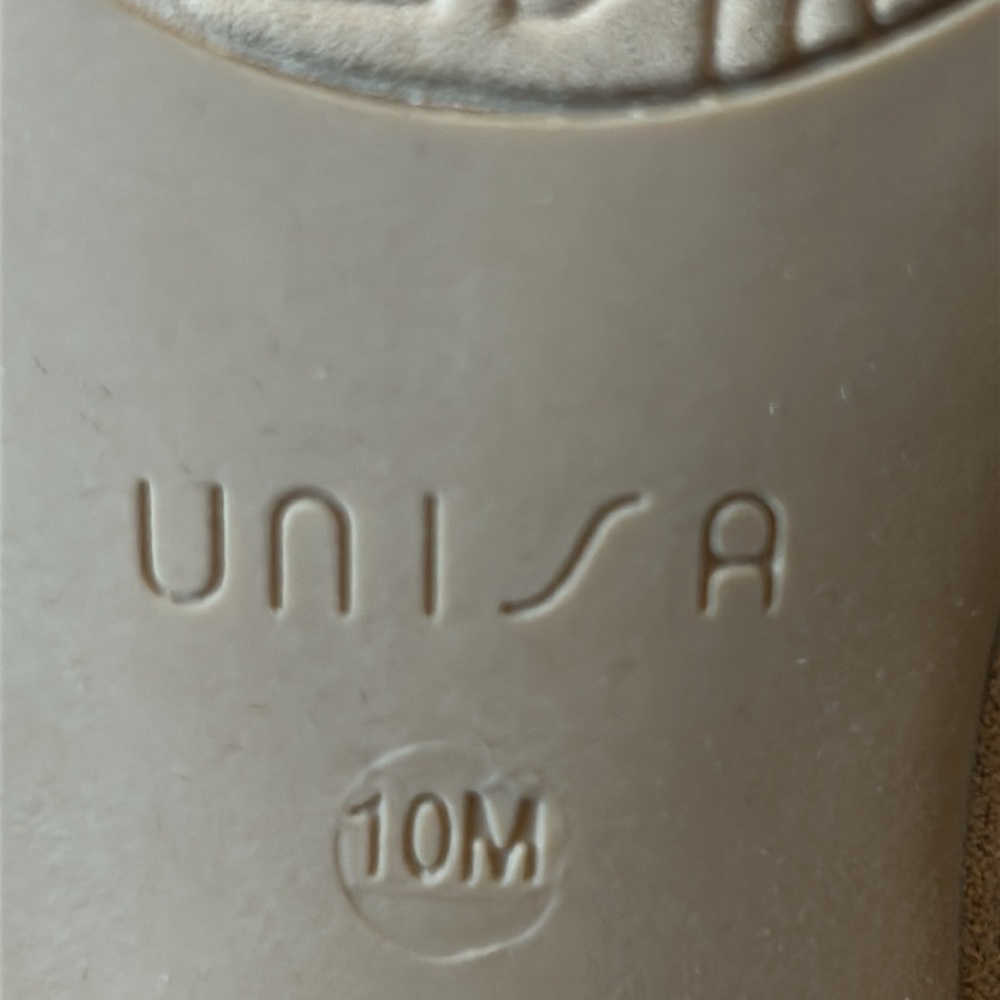 “Unisa”brand, vegan suede, perforated, open toe, chunky heeled shoe - size 10 - Picture 7 of 10